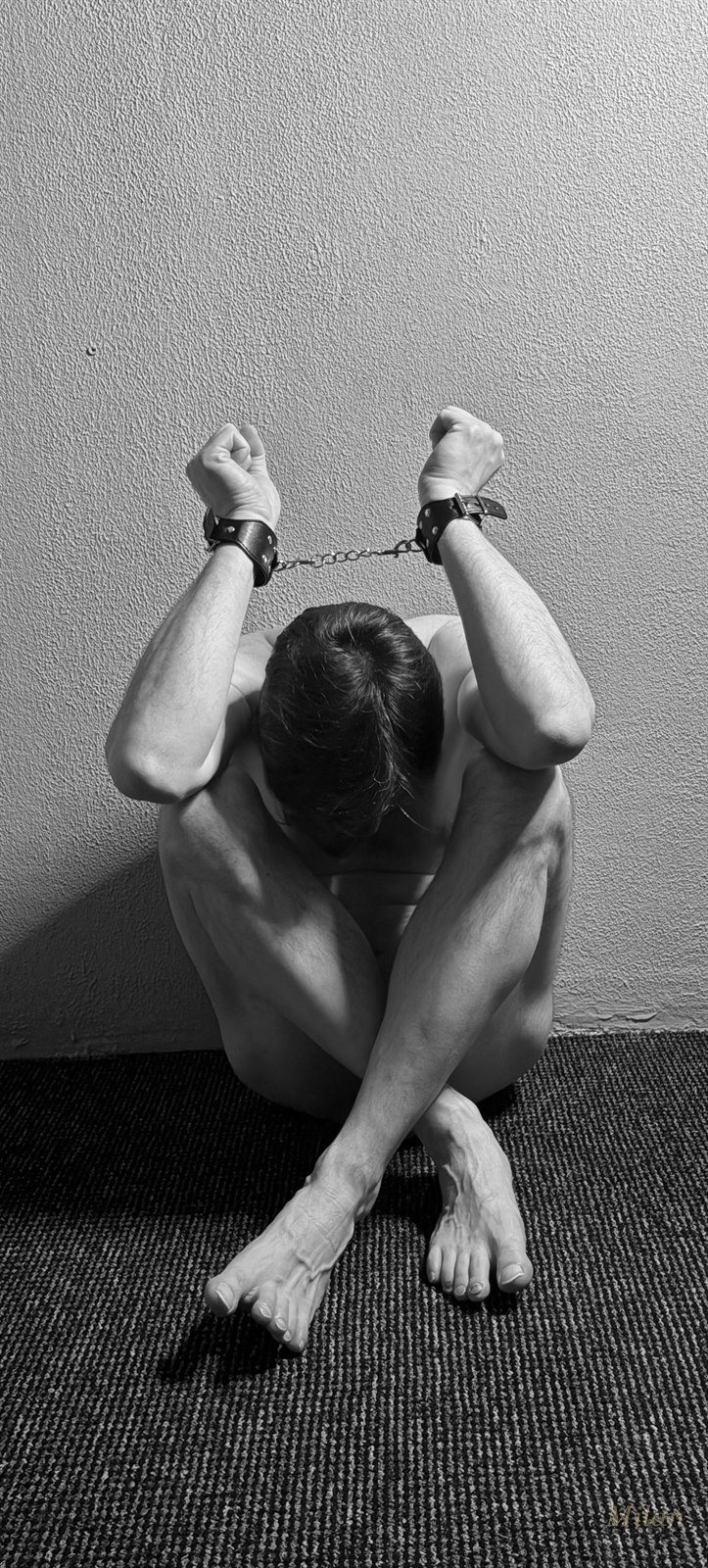 Milan in restraint